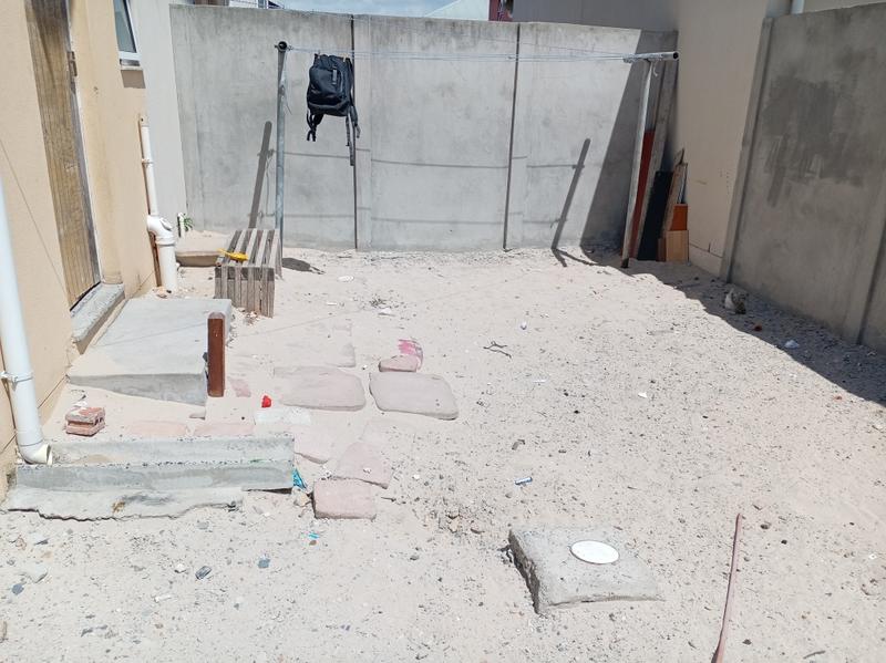 2 Bedroom Property for Sale in Woodlands Western Cape